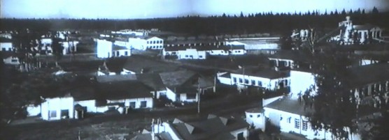 Производственная территория коммуны, 1935 год (Кадр из фильма «Возвращённая жизнь»)